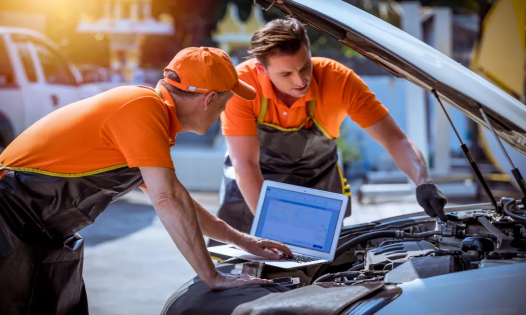 How to become a car mechanic: Complete guide