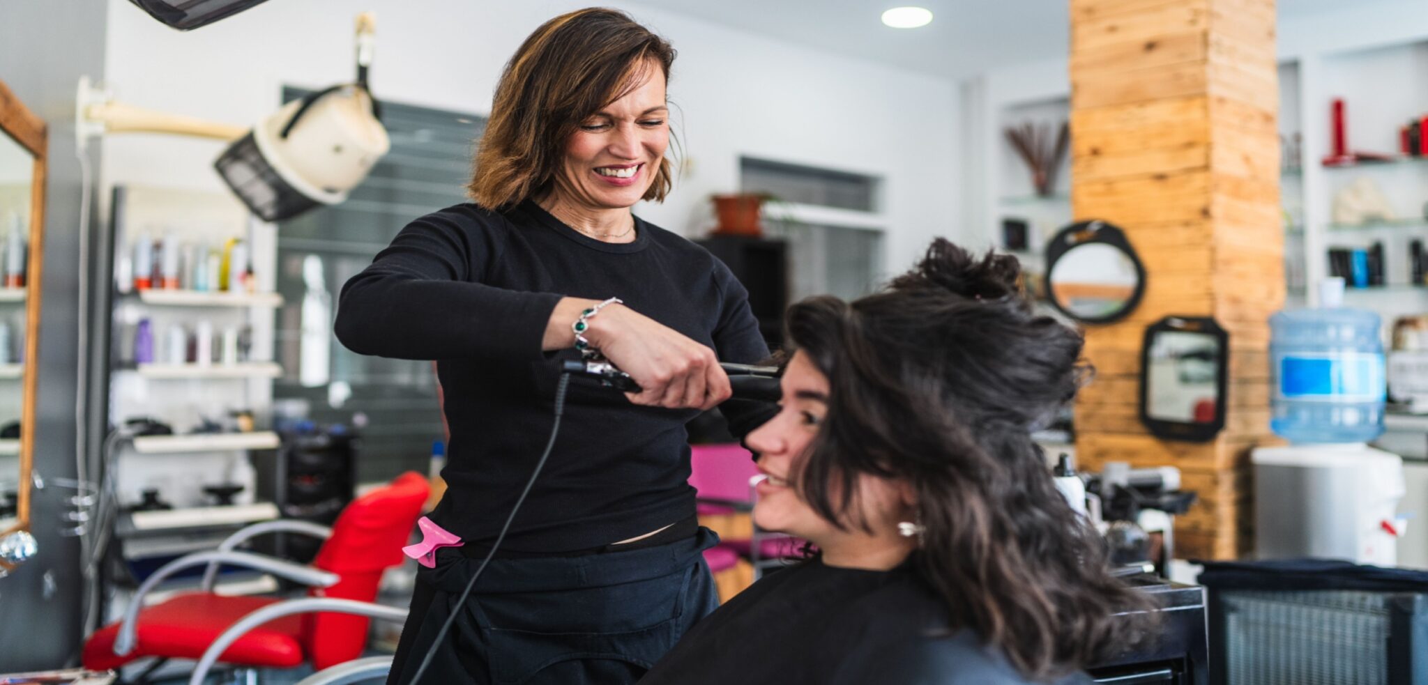 How Much Should You Tip A Hairdresser In The UK?