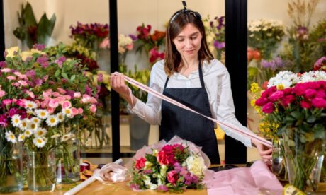 How to Become a Florist