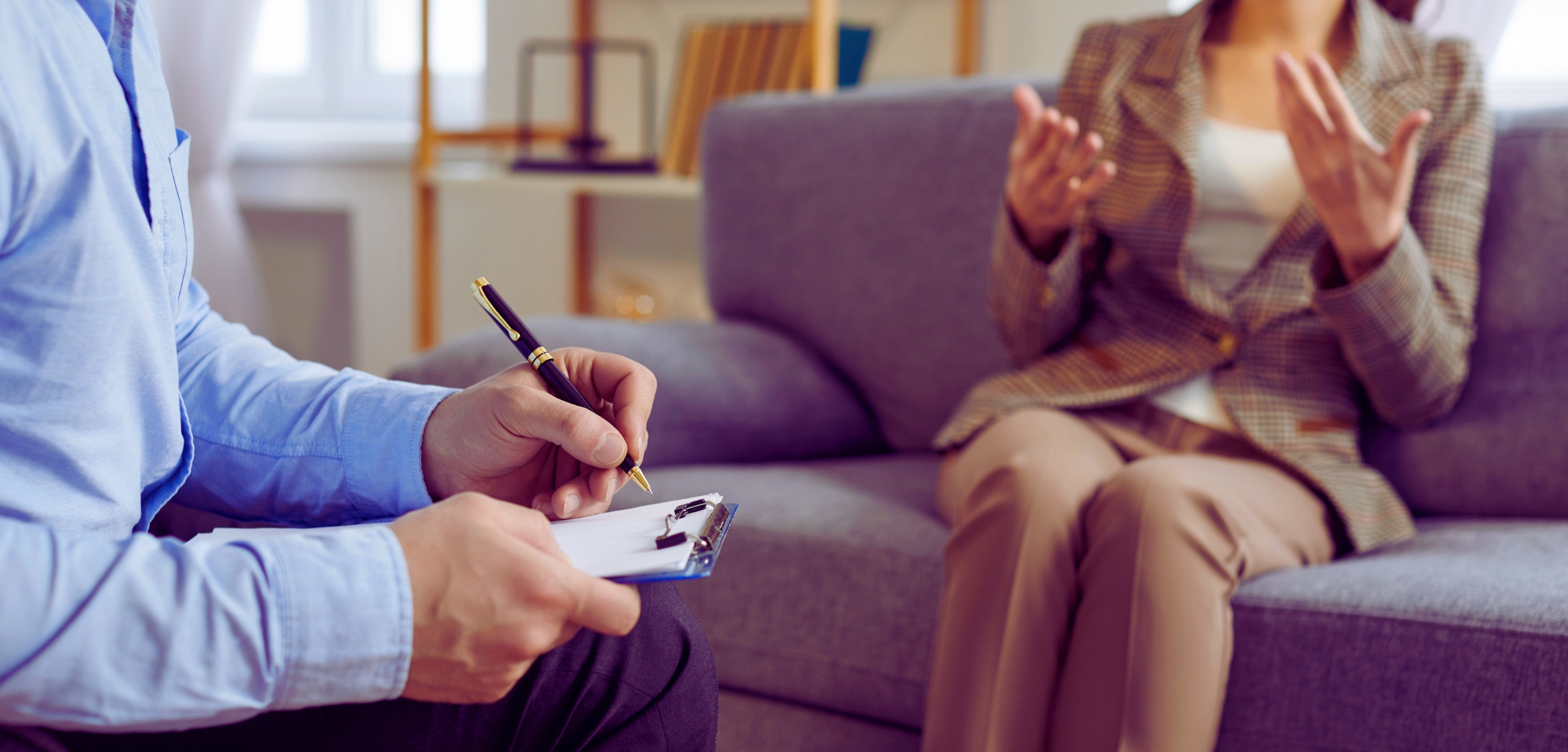 Similarities between the roles of psychiatric and mental health nurses