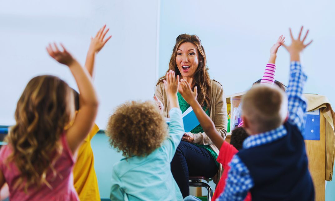 How Do You Become a Teaching Assistant in UK