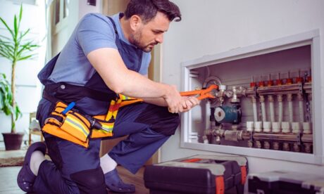 How to Become a Plumber