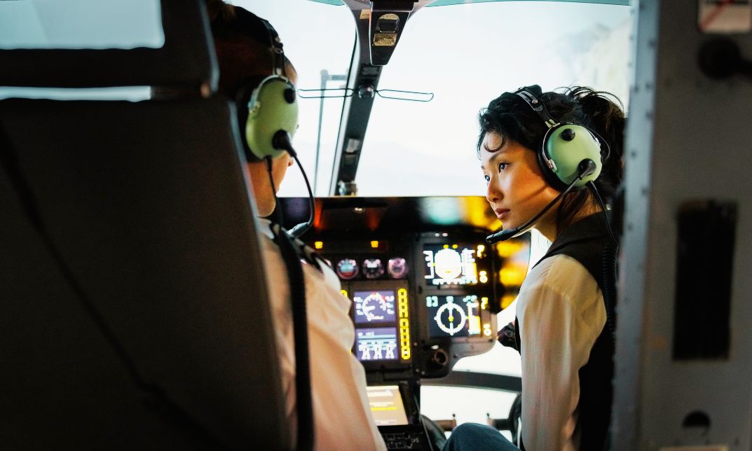 Do you want to know which airlines that pay pilots the most? Read our guide to find high pay for UK pilots and start your dream career now.