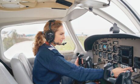 How Much is an Airline Pilot Captain Salary in the UK?