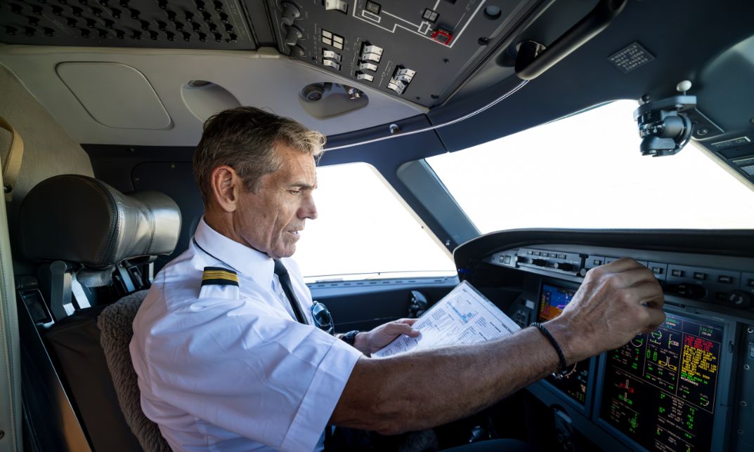 Commercial Jet Pilot Salary UK: Pay, Perks and Career Path
