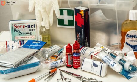 workplace first aid kit requirements