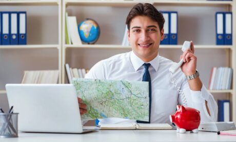 how does a travel agency make money